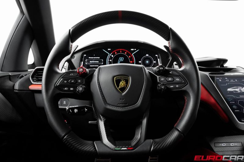 Used 2024 Lamborghini Revuelto *HUGE CARBON OPTIONS * FACTORY MATTE PAINT*Image 38