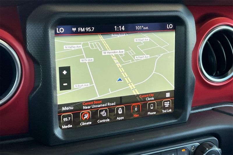 2021 Jeep Gladiator Rubicon photo 18