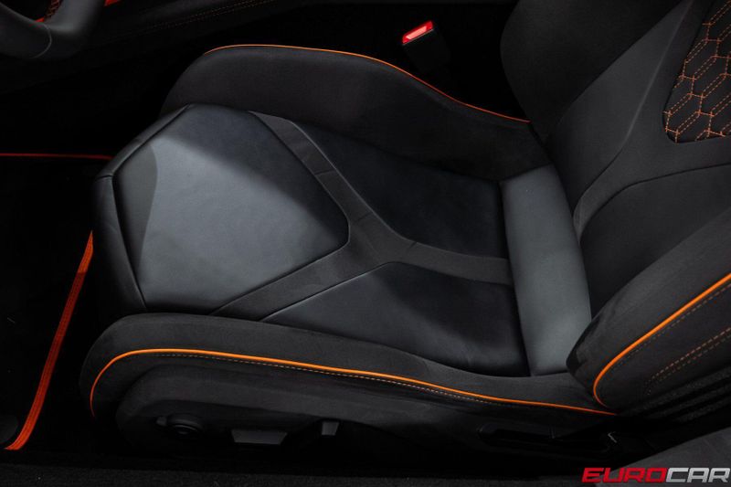 2025 Lamborghini Revuelto *PASSENGER DISPLAY * FULL PPF*Image 43