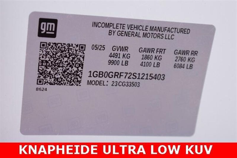 New 2025 Chevrolet Express 3500 Work VanImage 28