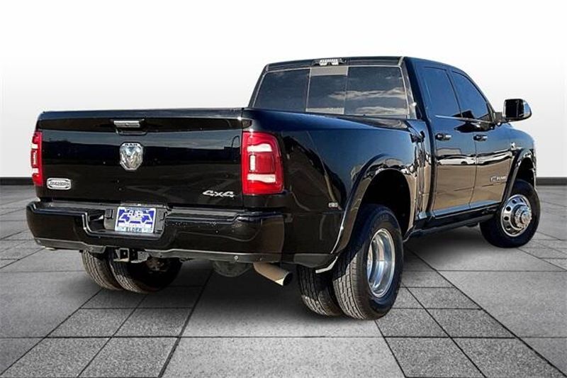 2022 RAM 3500 Laramie LonghornImage 13