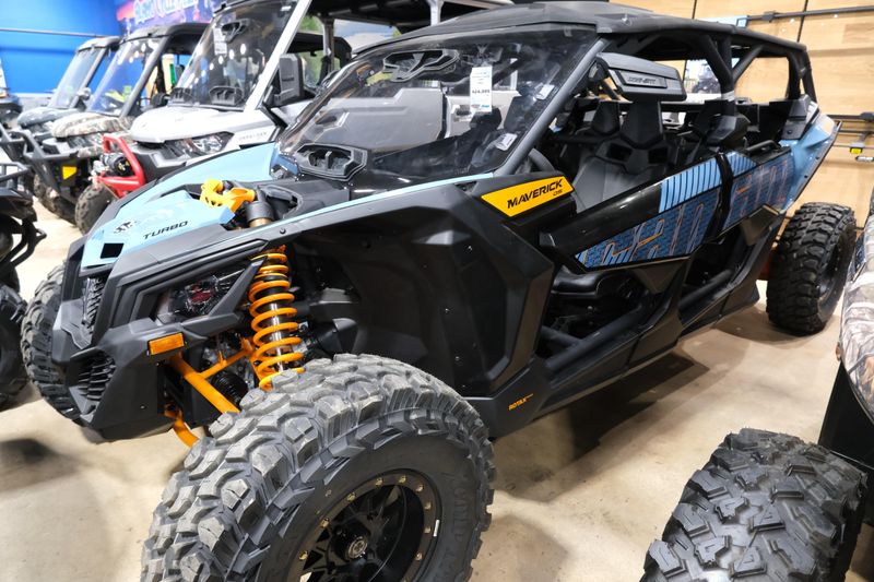 2025 CAN-AM MAVERICK X3 MAX DS TURBO SCANDI BLUE AND ORANGE CRUSH in a SCANDI BLUE AND ORANGE CRUSH exterior color. Family PowerSports (877) 886-1997 familypowersports.com 