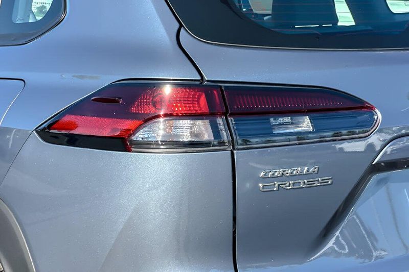 New 2026 Toyota Corolla Cross LImage 30