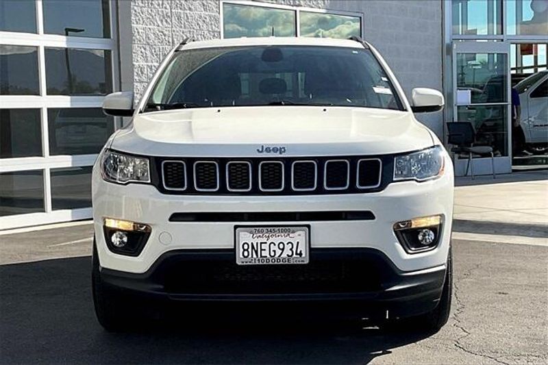 Used 2019 Jeep Compass LatitudeImage 2