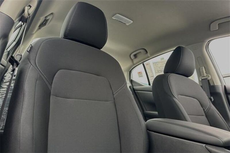 New 2025 Nissan Sentra SImage 13