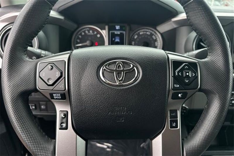 Used 2023 Toyota Tacoma Image 19