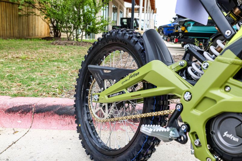 New 2026 SURRON LIGHT BEE X | Family Powersports