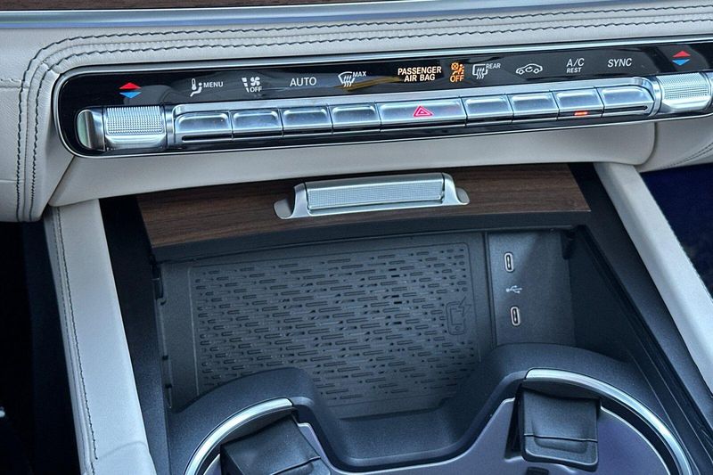 New 2026 Mercedes-Benz GLS 63 AMGImage 20