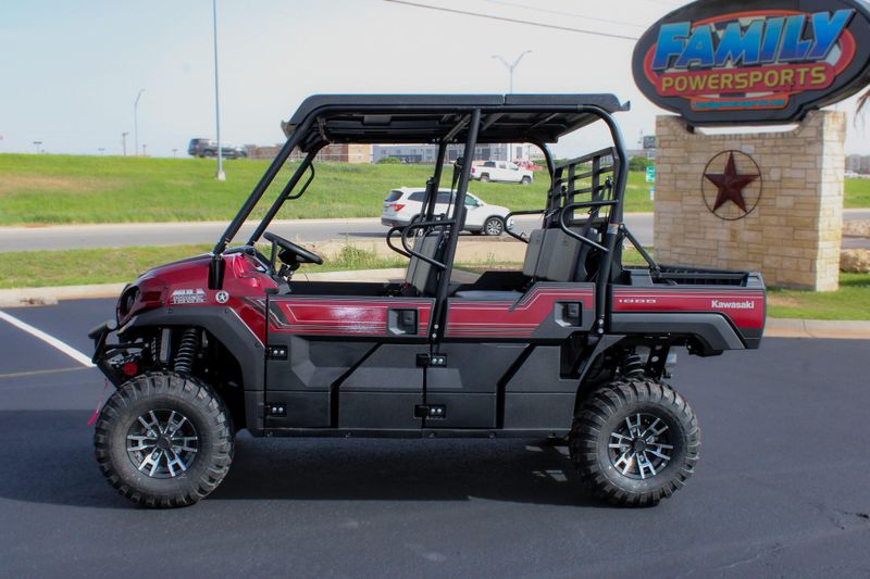 2026 Kawasaki MULE PROFXT 1000 LE PLATINUM RANCH EDITION METALLIC DEEP RED Image 9