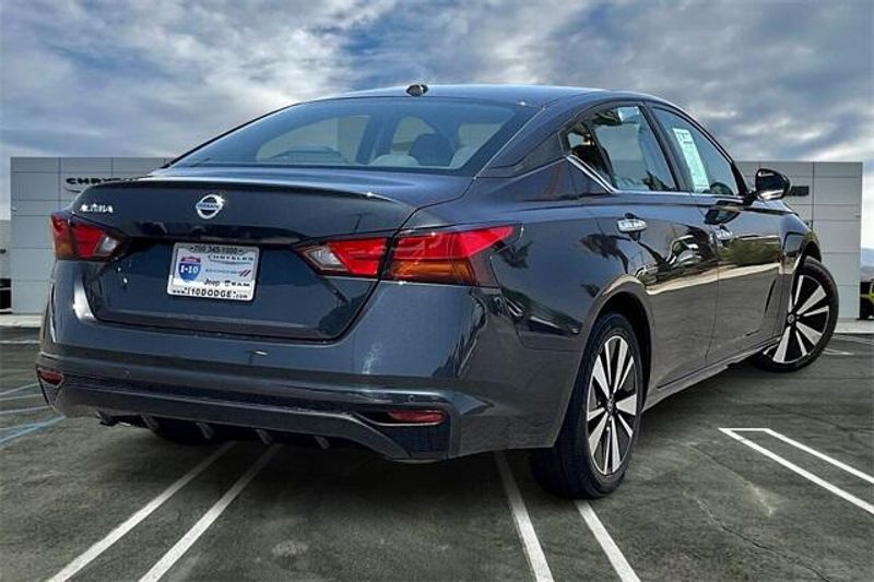 Used 2022 Nissan Altima 2.5 SVImage 13