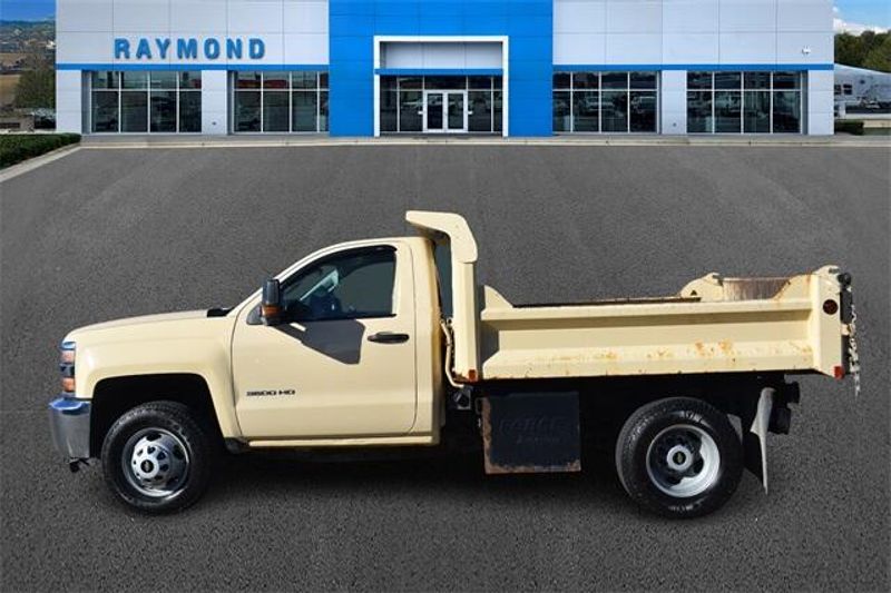 2015 Chevrolet Silverado 3500HD Work TruckImage 6