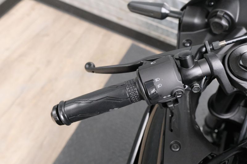 NEW 2026 YAMAHA YZFR3 ABS Image 18