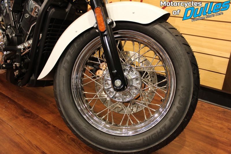 2025 Indian Motorcycle Scout Classic Ltd w/ Tech Pkg Image 14
