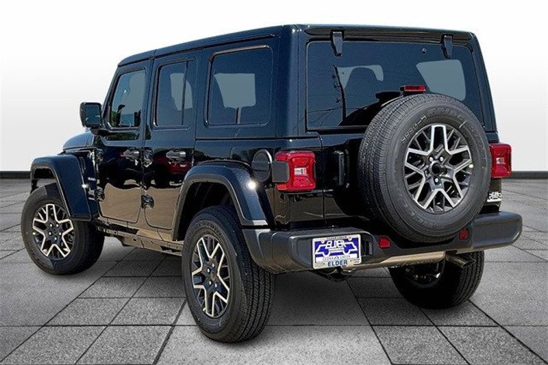 2024 Jeep Wrangler 4-door SaharaImage 3