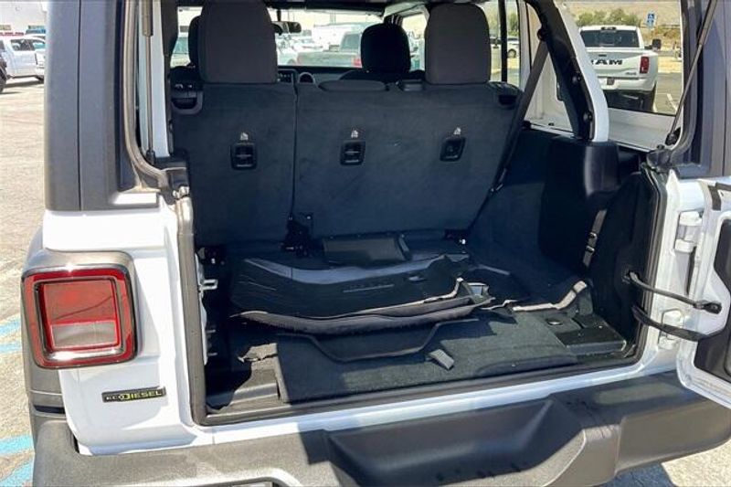 2023 Jeep Wrangler WillysImage 34