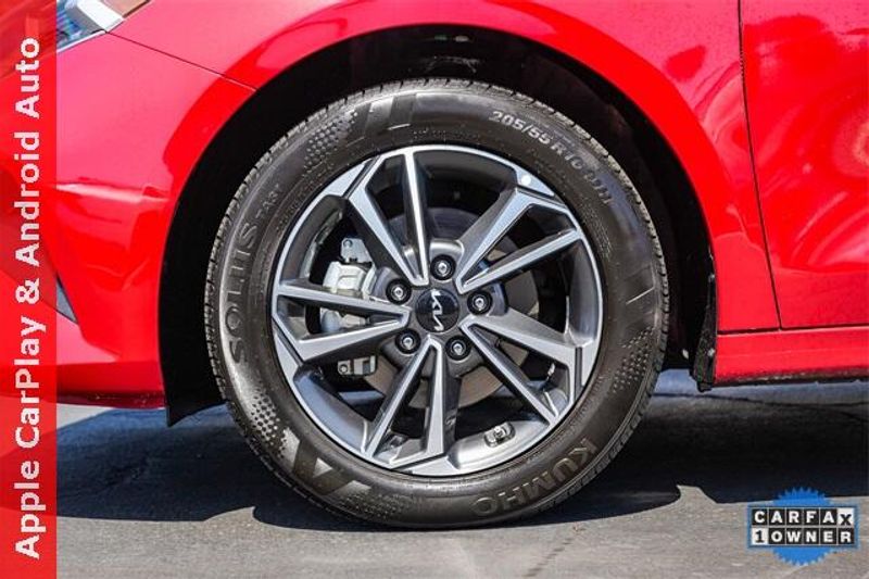 Used 2022 Kia Forte LXSImage 11