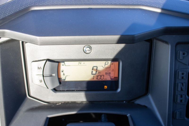 NEW 2026 CAN-AM DEFENDER MAX LONE STAR HD11 Image 17