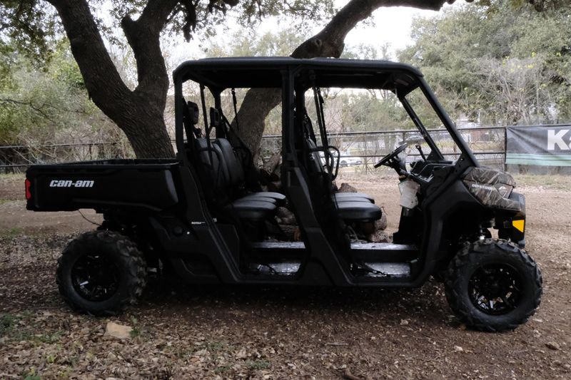 2025 Can-Am DEFENDER MAX DPS HD7 WILDLAND CAMOImage 19