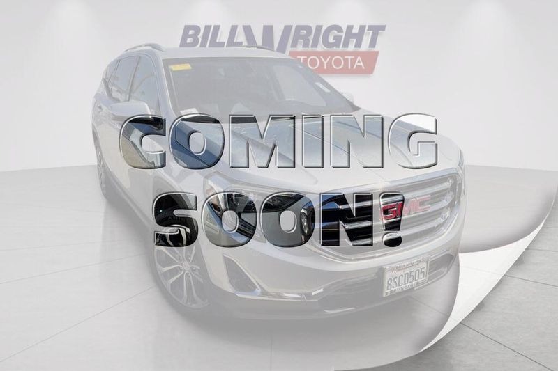 Used 2019 GMC Terrain SLTImage 1