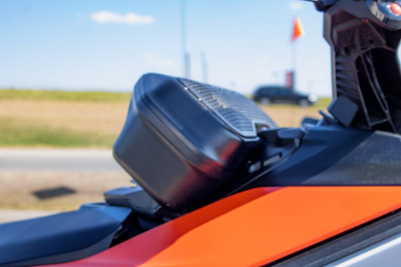 USED 2025 SEADOO SPARK FOR 3 CONVENIENCE PACKAGE WITH SOUND SYSTEM Image 2