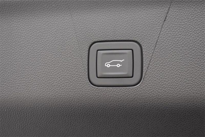 New 2026 Chevrolet Tahoe PremierImage 24