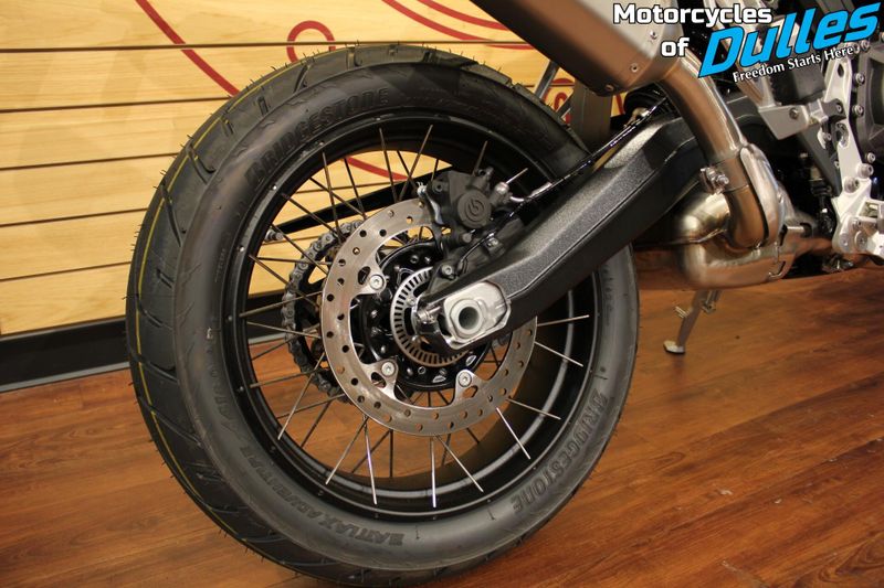 New 2025 BMW F900GS Image 9