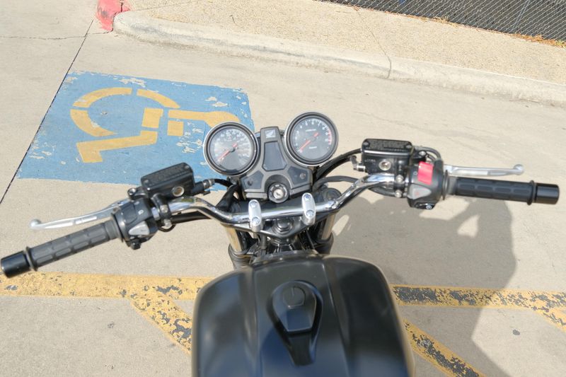 USED 2014 HONDA CB1100 Image 11