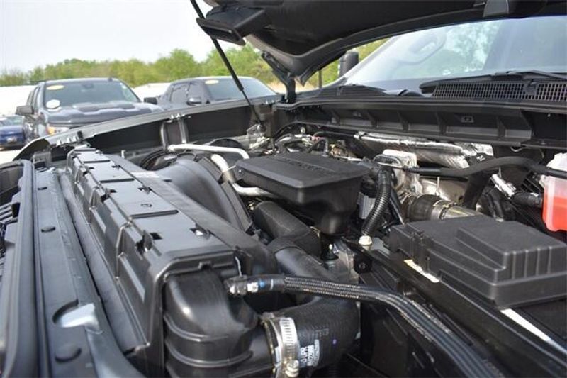 2025 Chevrolet Silverado 2500HD CustomImage 37