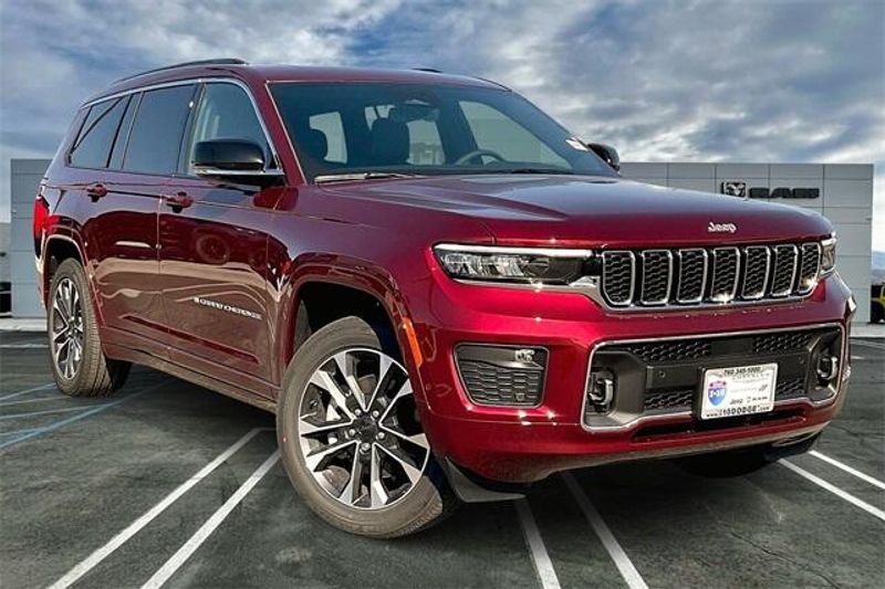 2025 Jeep Grand Cherokee L Overland 4x4Image 14