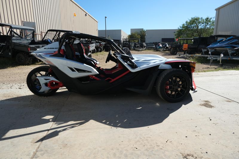 2024 Polaris SLINGSHOT ROUSH EDITION AUTODRIVE RACETRACK REDImage 14