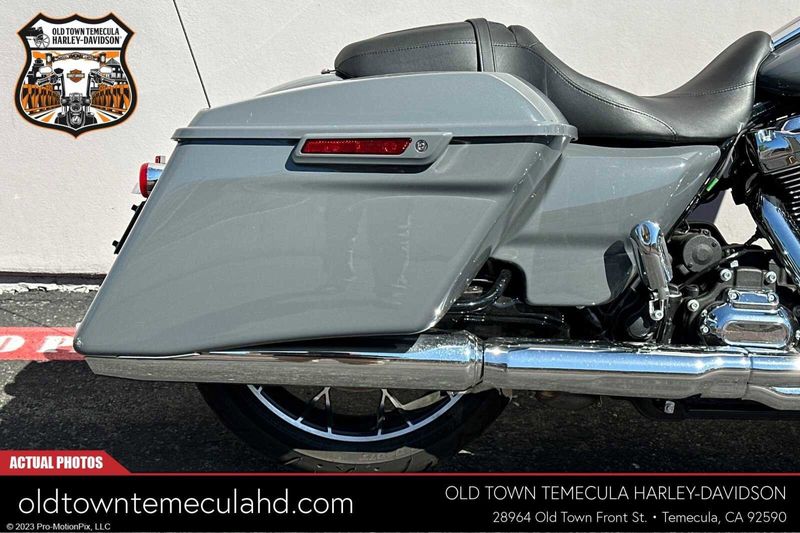 2022 Harley-Davidson Street Glide in a GUNSHIP GRAY exterior color. BMW Motorcycles of Temecula – Southern California (951) 506-6903 bmwmotorcyclesoftemecula.com 