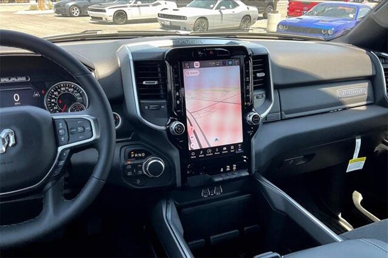 2025 RAM 1500 Big Horn Crew Cab 4x4 5