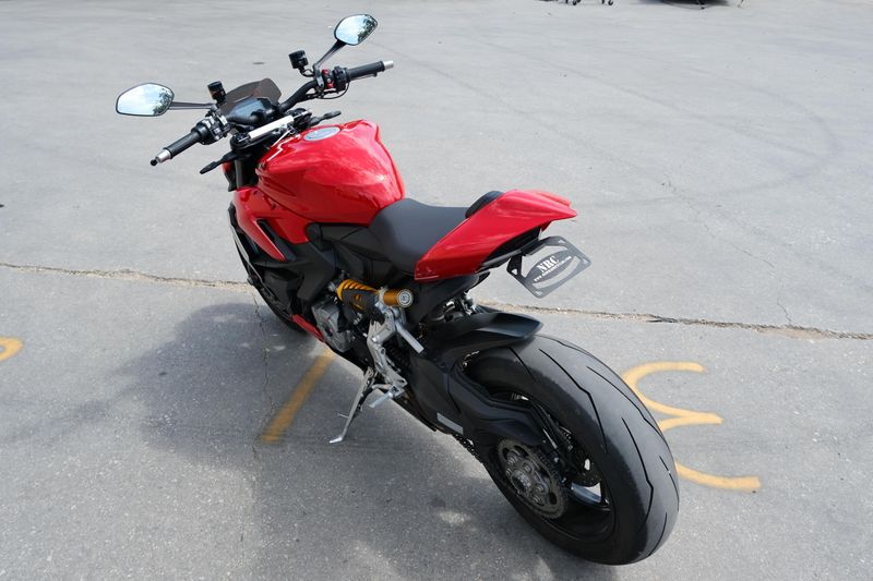 Used 2022 Ducati STREETFIGHTER V2 RED AND BLACK Image 6