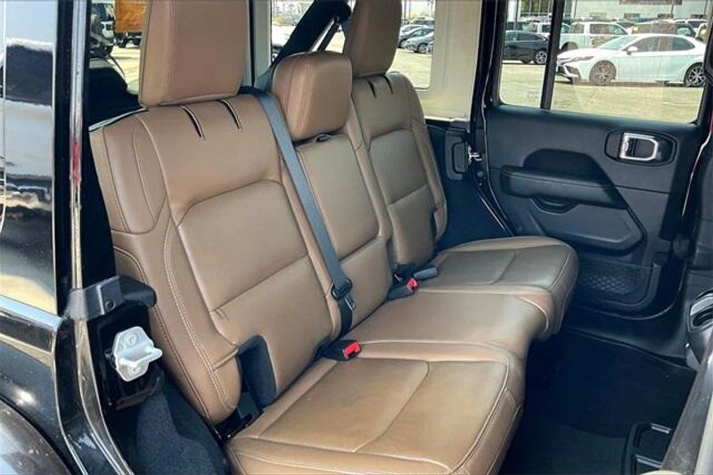Used 2021 Jeep Wrangler Unlimited RubiconImage 26