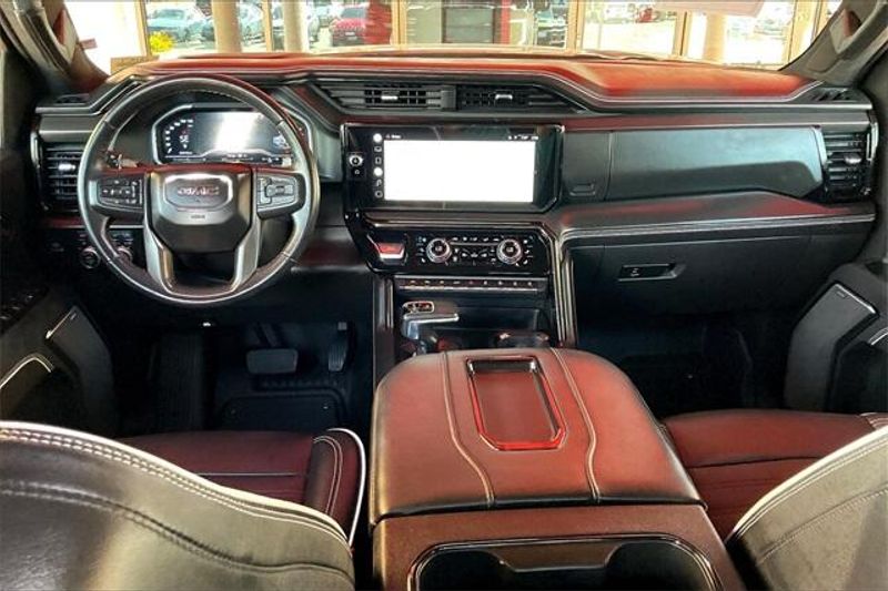 2022 GMC Sierra 1500 AT4XImage 15