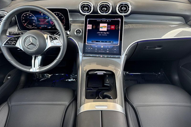 Used 2026 Mercedes-Benz GLC 300Image 15