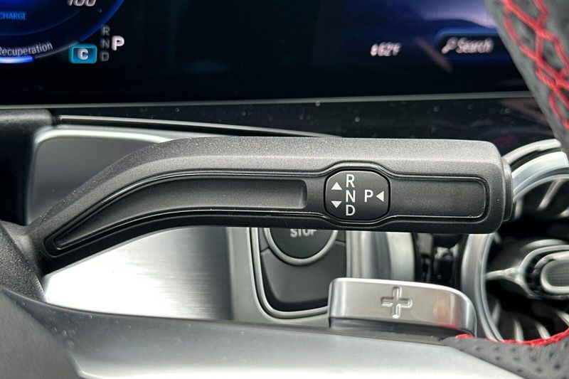 2024 Mercedes-Benz EQB 300Image 24