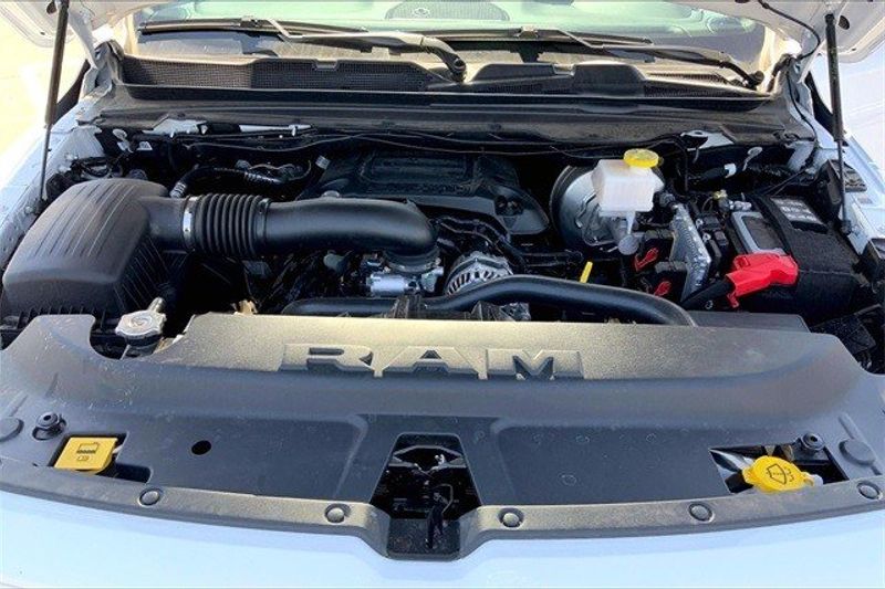 2022 RAM 1500 Big Horn Crew Cab 4x4 5