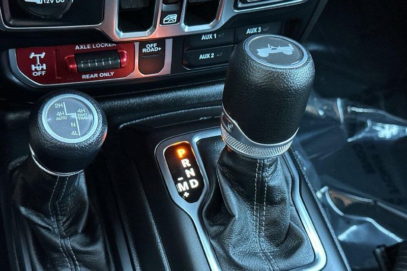 Used 2024 Jeep Wrangler Willys 4xeImage 20
