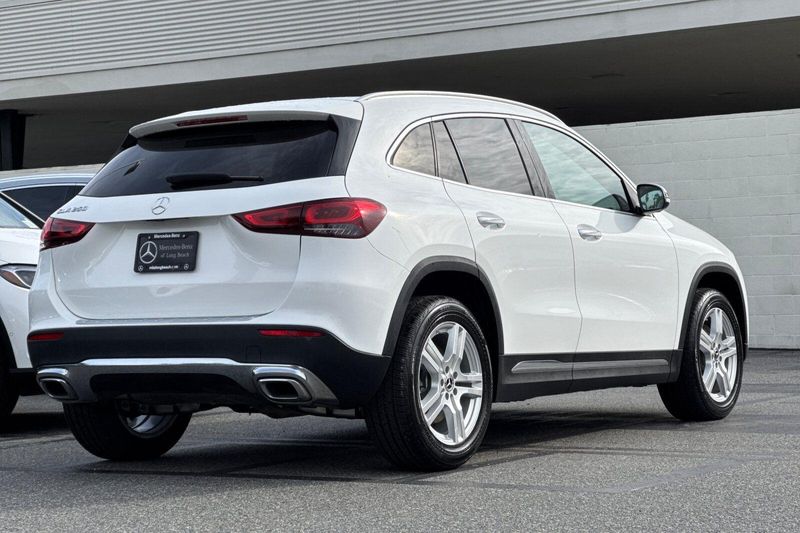 Used 2021 Mercedes-Benz GLA GLA250Image 4
