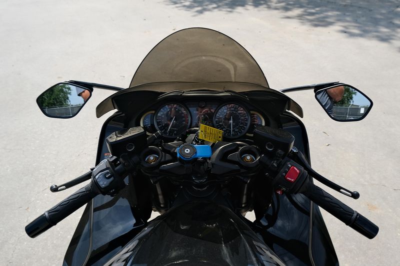 Used 2024 Suzuki HAYABUSA METALLIC MATTE BLACK NO 2 AND GLASS SPARKLE BLACK Image 21
