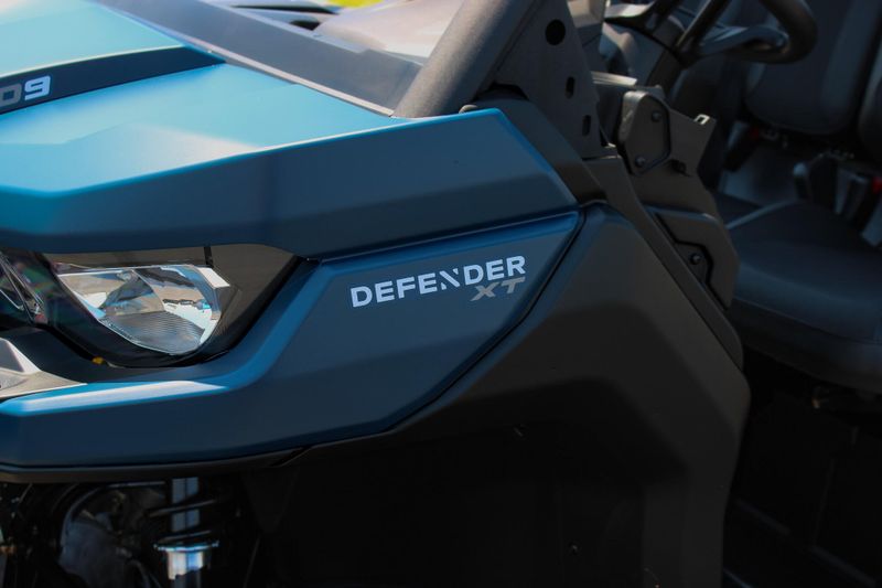 New 2025 Can-Am DEFENDER XT HD9 DUSTY NAVY Image 14