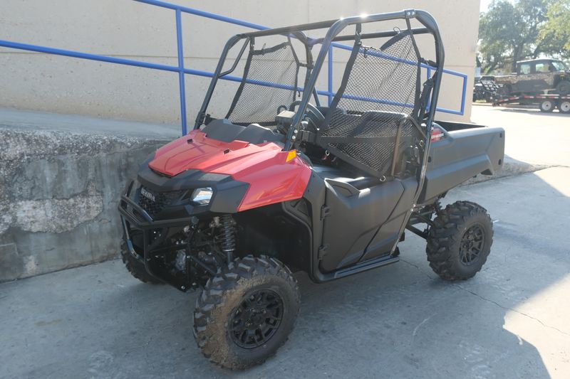 NEW 2026 HONDA PIONEER 700 DELUXE  in a HERO RED exterior color. Family PowerSports (877) 886-1997 familypowersports.com