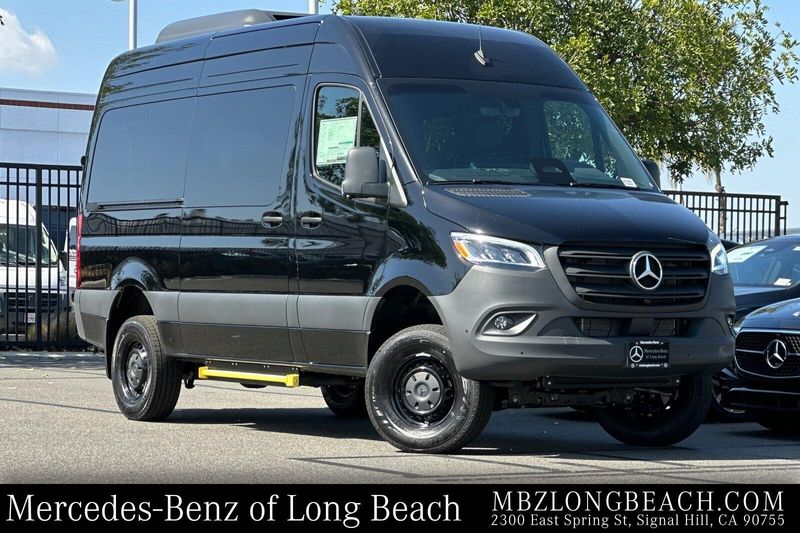 New 2026 Mercedes-Benz Sprinter 2500 Passenger 144 WBImage 1
