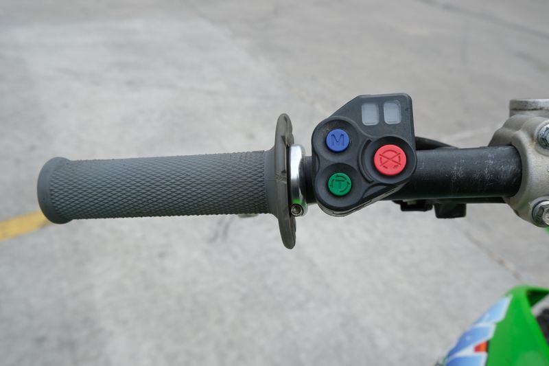 USED 2025 KAWASAKI KX 250 Image 8