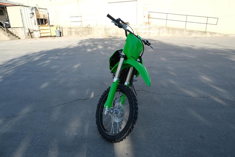 2025 Kawasaki KX112 LIME GREENImage 9