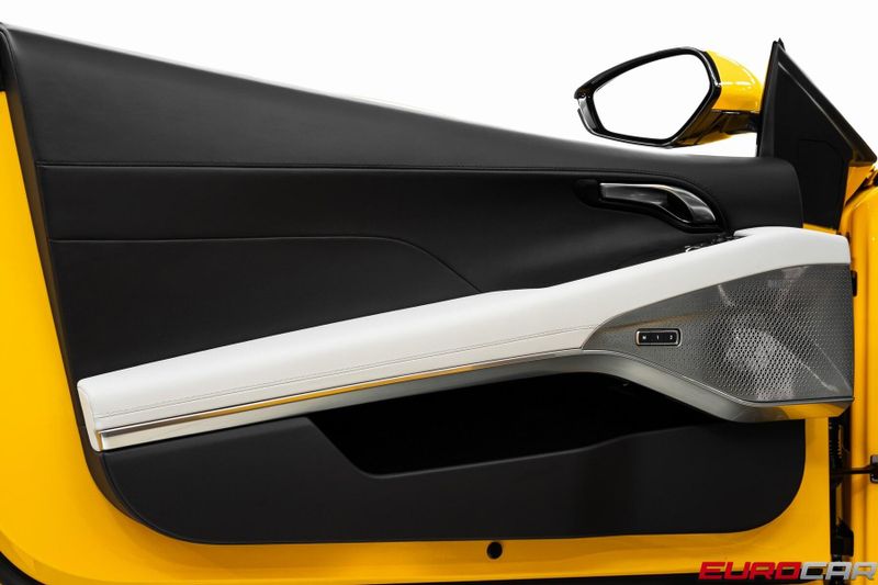 2025 Lotus Emira *6-SPEED MANUAL * NEW CAR*Image 25