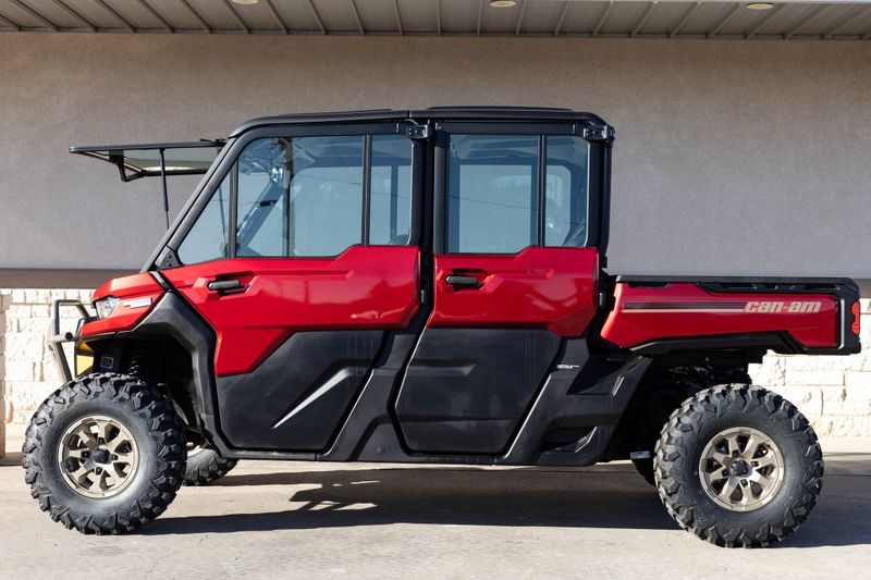 2024 CAN-AM SSV DEF MAX LTD 65 HD10 RD 24 in a RED exterior color. Family PowerSports (877) 886-1997 familypowersports.com 