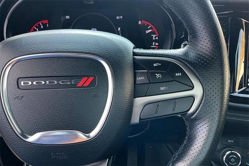 Used 2024 Dodge Durango SXTImage 19
