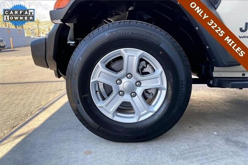 Used 2022 Jeep Wrangler Sport SImage 8